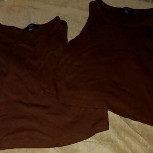 2 brown ribbed crop tanks